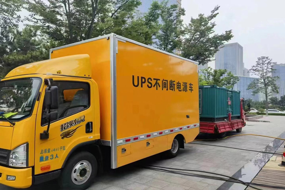 通江发电机租赁施工现场