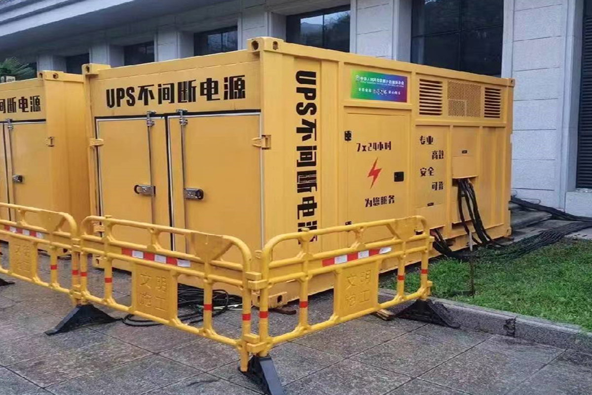 通江发电机租赁施工现场